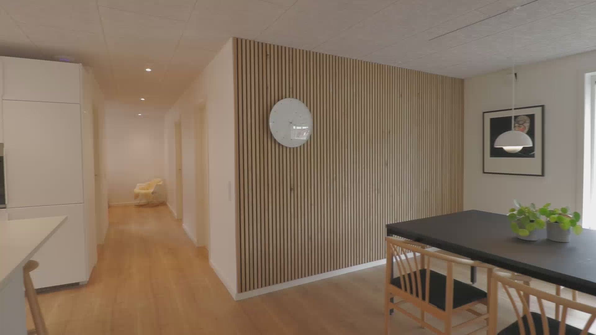Akupanel | Instalación en pared con pegamento