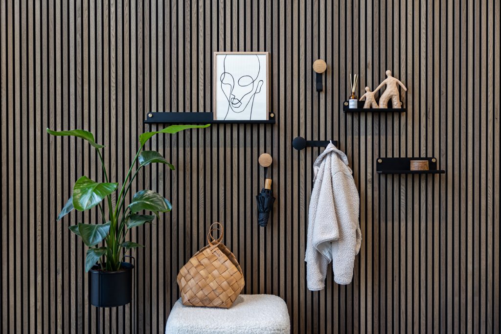 CREATE | colgante para nuestra pared de listones de madera